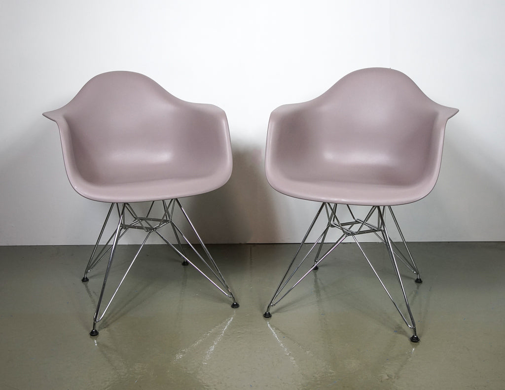 (Fast No-Contact Delivery) Vitra Eames DAR Armchair -2 units available